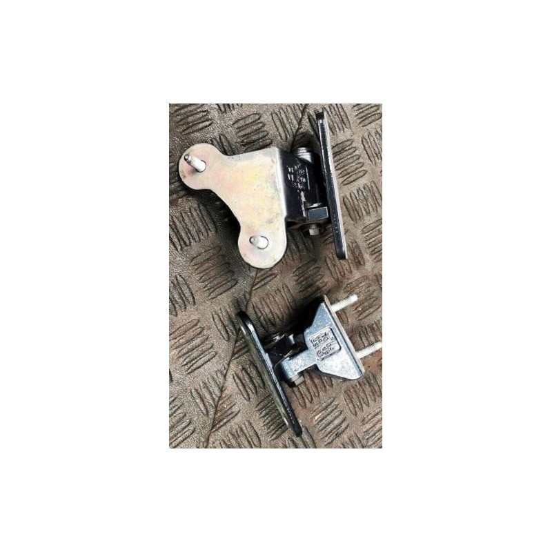 2009 MERCEDES-BENZ C-CLASS W204 C320 LH REAR DOOR HINGES PAIR