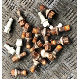 2009 MERCEDES-BENZ C-CLASS W204 C320 wheel nut x 16