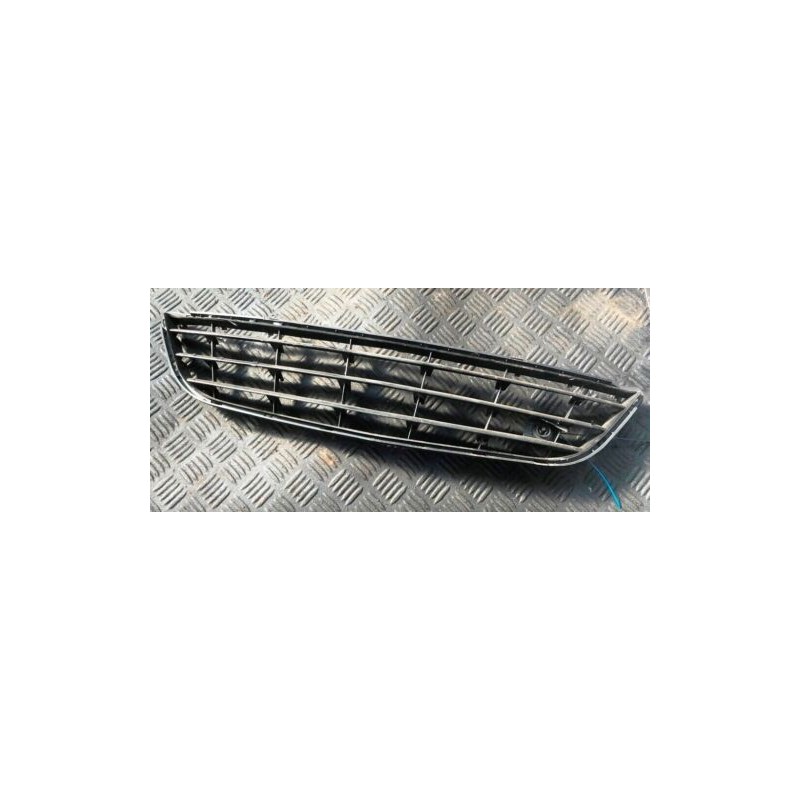 2009 SEAT IBIZA FRONT BUMPER GRILL