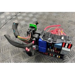 2010 RENAULT GRAND SCENIC MK3 1.4 TCe FUSE RELAY BOX