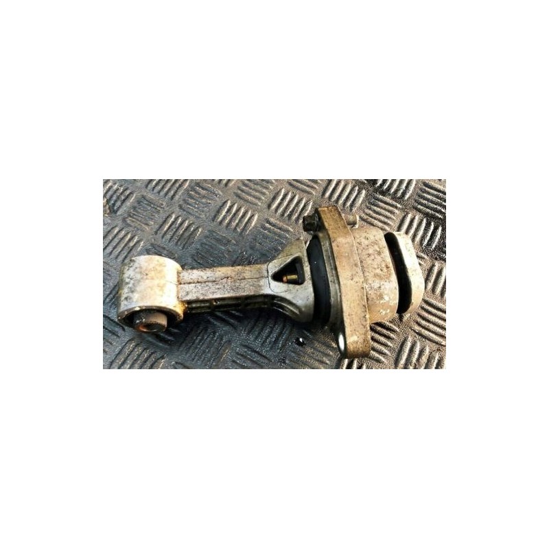 2011 KIA VENGA 1.4 PETROL BOTTOM MOUNTING