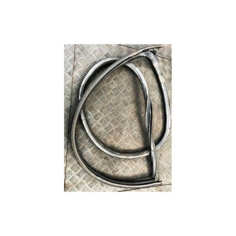 2013 PEUGEOT RCZ 2.0 DIESEL GT 163 RH DOOR RUBBER SEAL