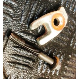 2014 RENAULT CLIO MK4 1.5 DCI FUEL INJECTOR HOLDER CLAMP