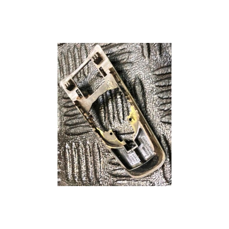 2014-2018 Range Rover Sport L494 3.0 LH FRONT DOOR HANDLE INSERT FUJI WHITE