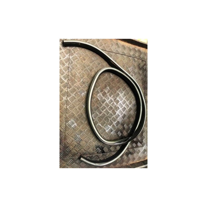 2014-2018 Range Rover Sport L494 3.0 RH FRONT DOOR RUBBER SEAL