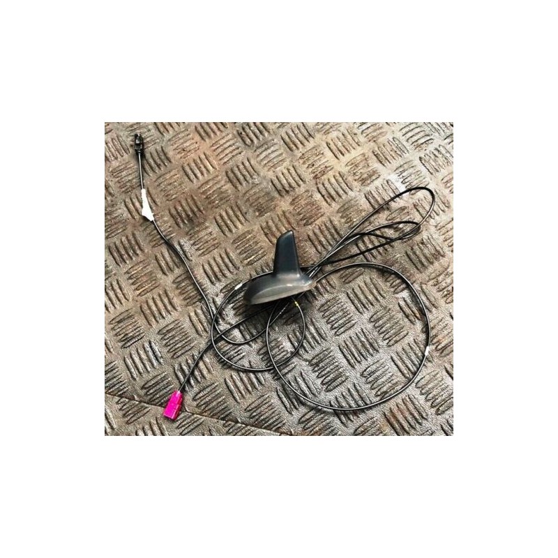 2009 MERCEDES-BENZ C-CLASS W204 C320 ROOF ANTENNA 2048207675