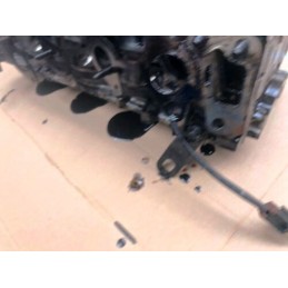 2007 KIA SPORTAGE 2.0 CRDI DIESEL VGT CYLINDER HEAD 22111-27400