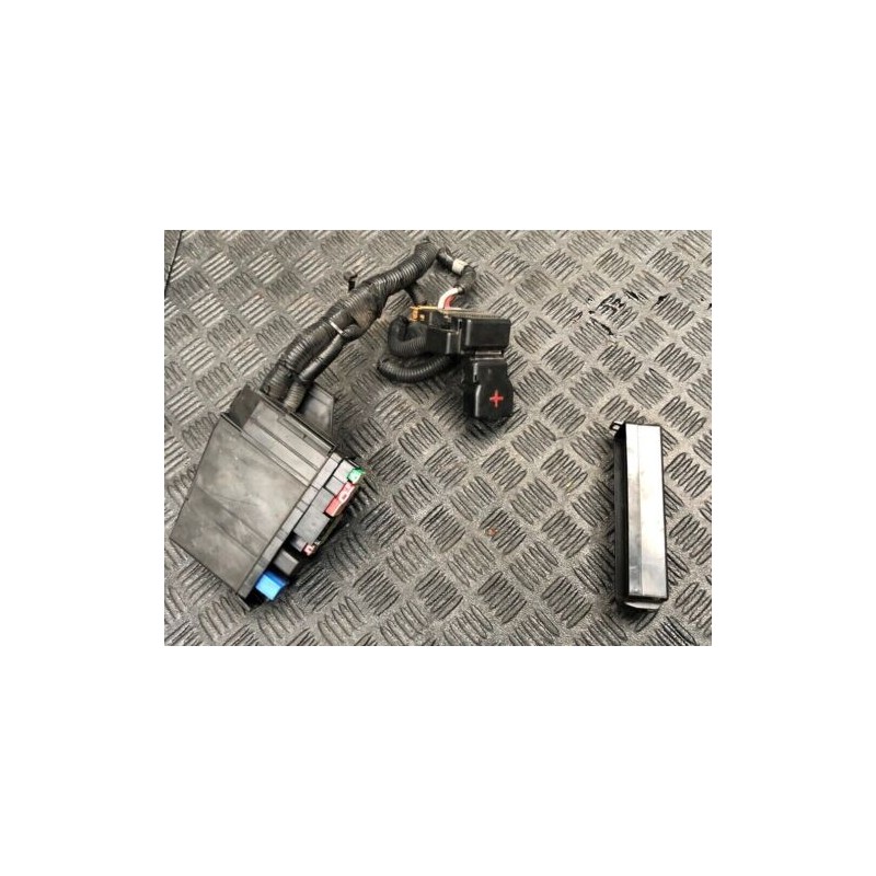 2005 NISSAN MURANO 3.5 Z50 AUTO FUSE RELAY BOX 24382CA010