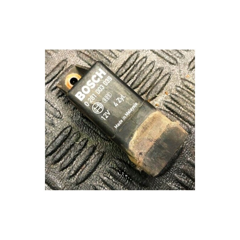 2011 IVECO DAILY 35S11 MK4 GLOW PLUG SENSOR RELAY 0281003039 /