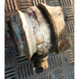 2008 AUDI A8 D3 4E 4.2 TDI FRONT SUBFRAME MOUNTING PAIR 4E0199381