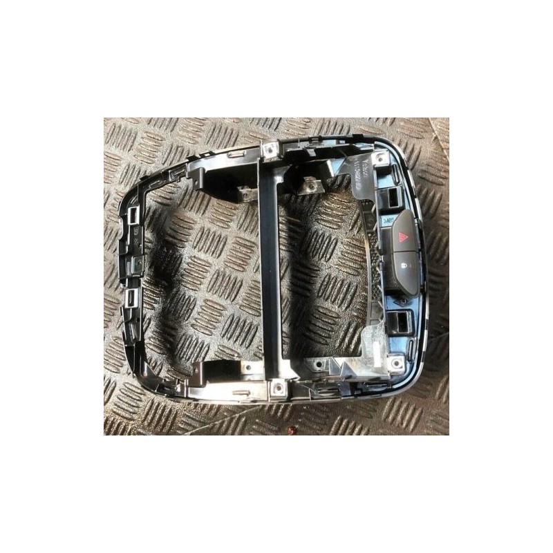 2014 RENAULT CLIO 1.5 DCI MK4 SURROUND 681046679R