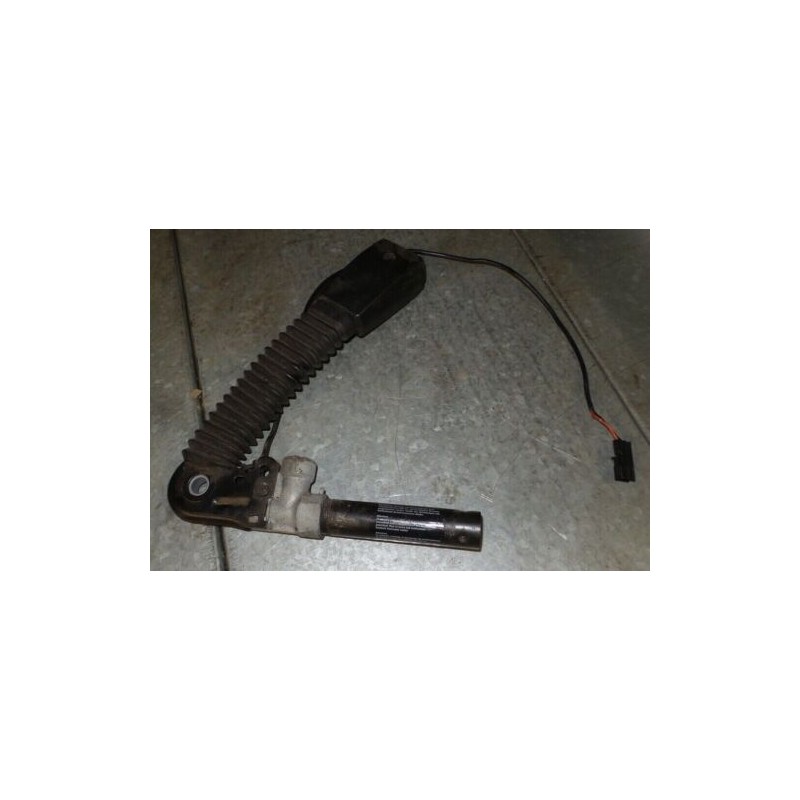 BMW 6 SERIES E63 SEAT BELT BUCKLE PRE-TENSIONER LH 7060457L