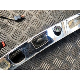 2010 JAGUAR XF 3.0 D X250 BOOTLID TRIM WITH CAMERA 8X23-19G490-AF clips damaged