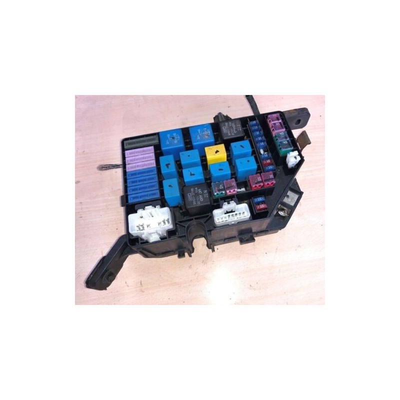 2004 HYUNDAI TUCSON 2.0 DIESEL FUSE RELAY BOX 91213-2E120