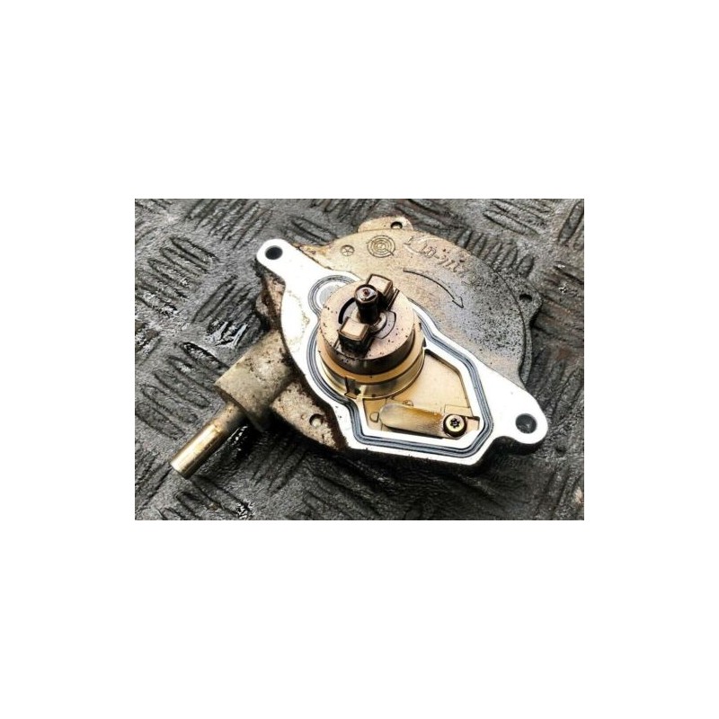 Mercedes-Benz C Class 1.8 w203 VACUUM PUMP A2712300465