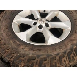 07 NISSAN PATHFINDER ALLOY WHEEL SET 17 LT265/70R17 / MAXXIS TYRES YEAR 13/21