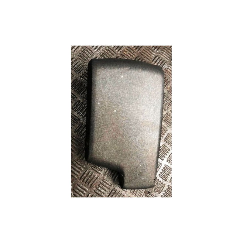 2006 BMW E90 3 series 2.0 D ARMREST