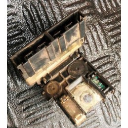 2007 NISSAN PATHFINDER 2.5 DCI R51 BATTERY FUSE BOX NEED CHANGE 1 FUSE