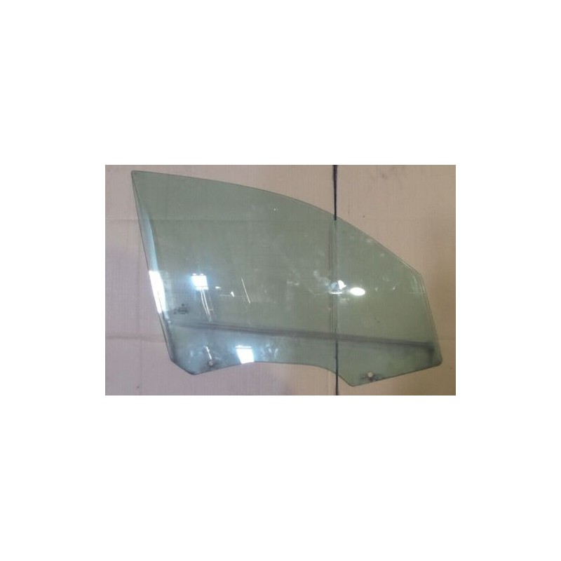 BMW 1 Series E87 2.0 D 5dr RH FRONT DOOR WINDOW