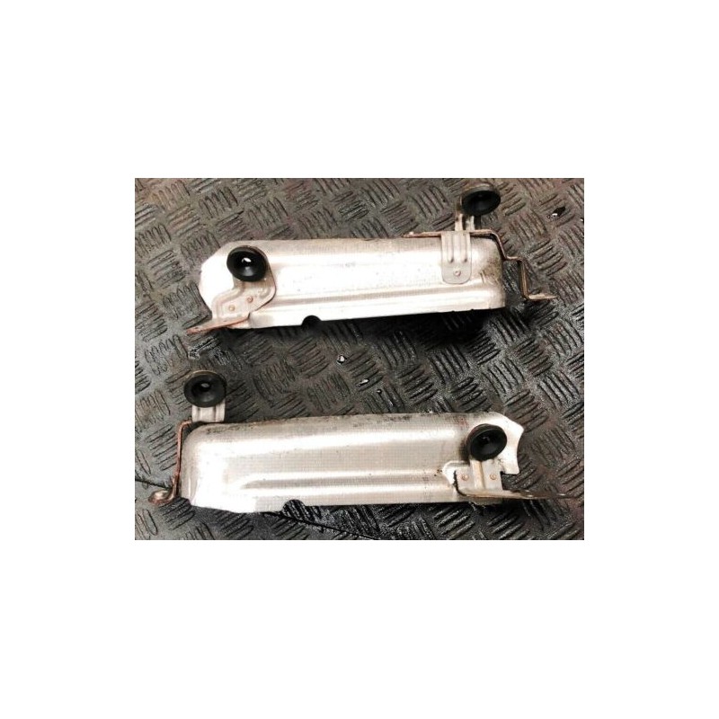 2009 MERCEDES-BENZ C-CLASS W204 C320 EXHAUST MANIFOLD COVER A6420901241 / A6420