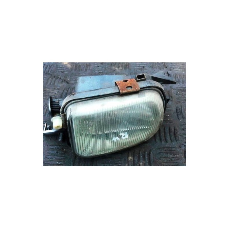 Mercedes-Benz C W203 2003FRONT BUMPER FOG LIGHT RH 2158200656 /