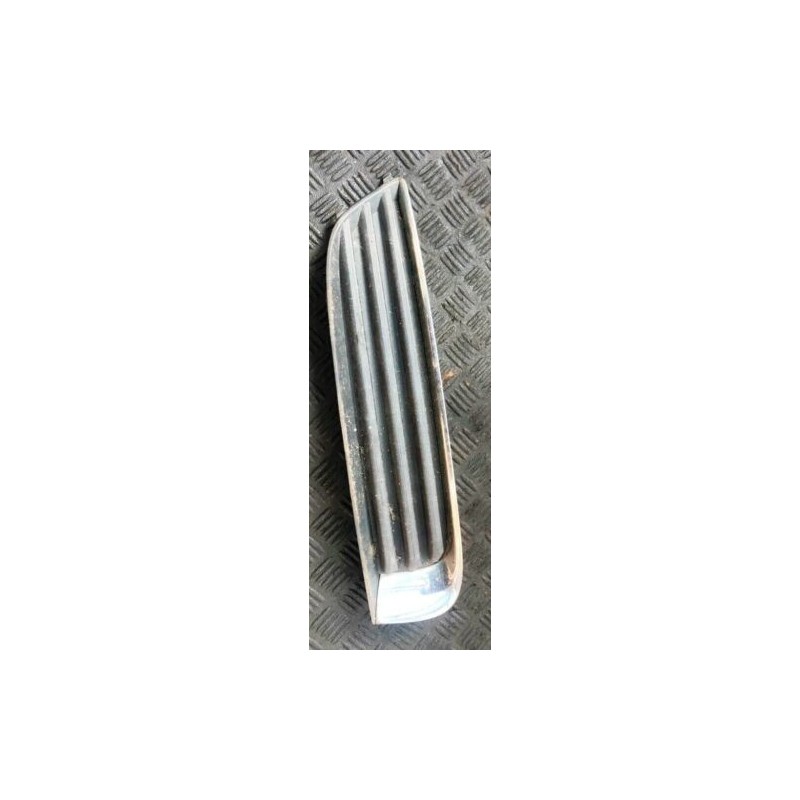 2010 VAUXHALL INSIGNIA FRONT BUMPER FOG LIGHT TRIM LH 13244445