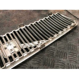 2007 VOLVO V50 2.0 DIESEL FRONT BUMPER GRILL