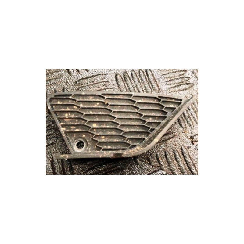 2009 Citroen C5 2.0 HDi VTR+ MK3 FRONT BUMPER RH TRIM 9682247077