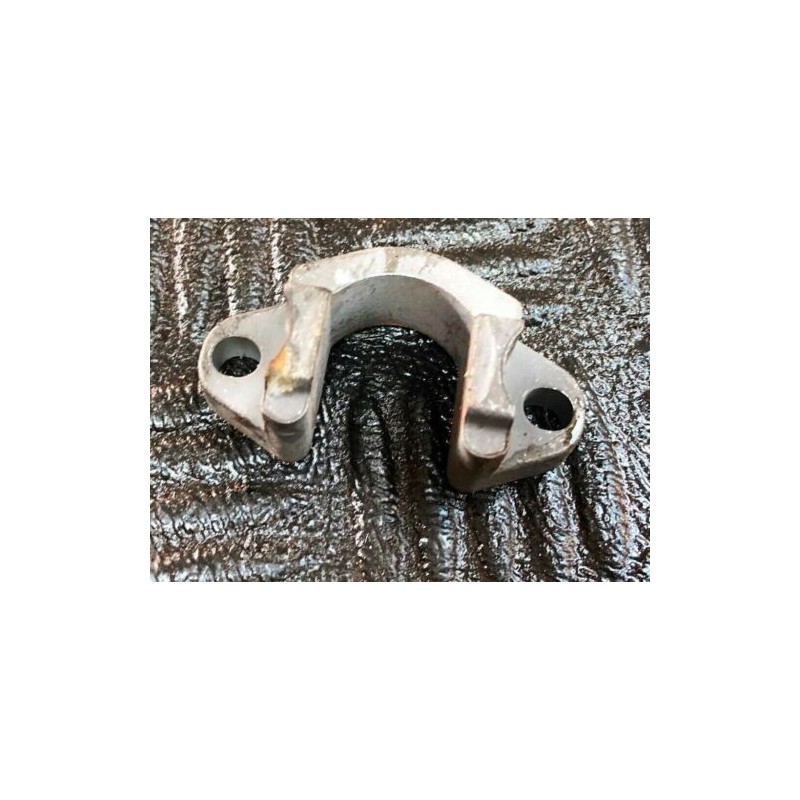 2006 BMW E90 3 series 2.0 D FUEL INJECTOR HOLDER