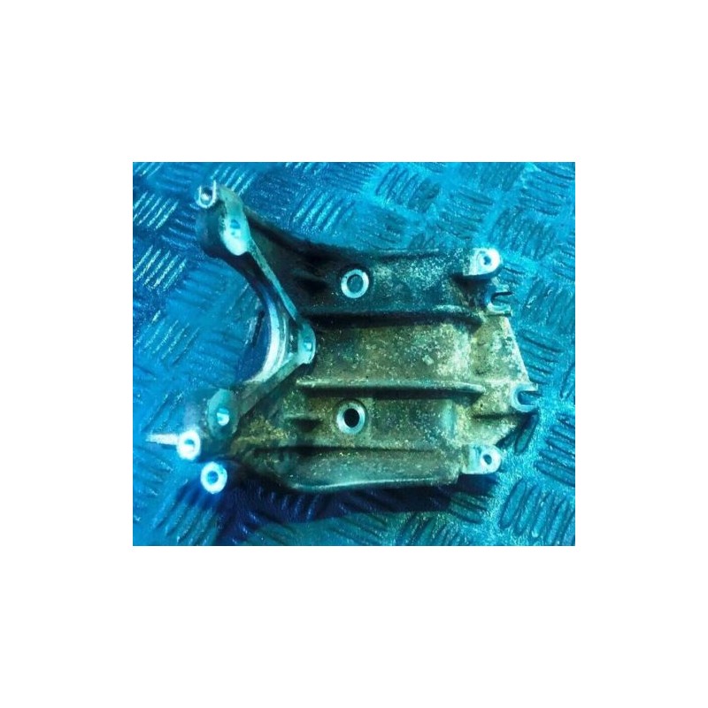 2008 AUDI A8 D3 4E 4.2 TDI FUEL PUMP BRACKET 057130147R