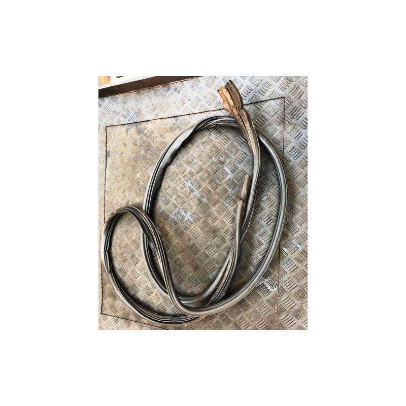 2007 IVECO DAILY 35S12 2.3 HPI LH FRONT DOOR RUBBER SEAL