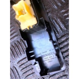 2014 RENAULT CLIO 1.5 DCI MK4 LH FRONT DOOR WINDOW SWITCH