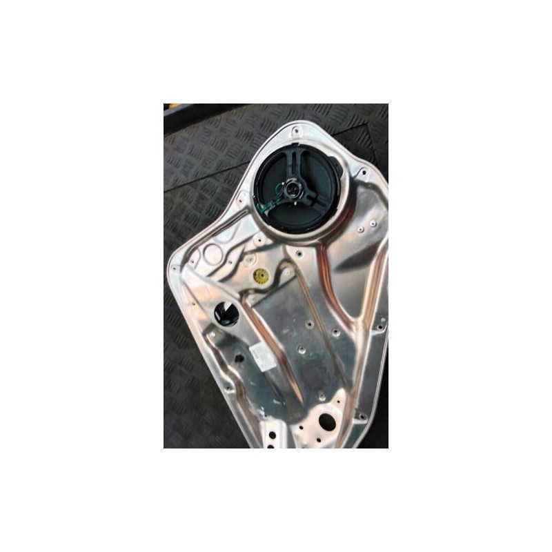 2009 MERCEDES-BENZ C-CLASS W204 C320 LH REAR DOOR WINDOW REGULATOR A2047600734