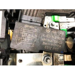 2009 MERCEDES-BENZ C-CLASS W204 C320 MAIN POWER RELAY NEED CHANGE