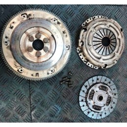 2006 VOLKSWAGEN POLO 1.4 PETROL MK4 FLYWHEEL WITH CLUTCH COMPLETE R03010527 10