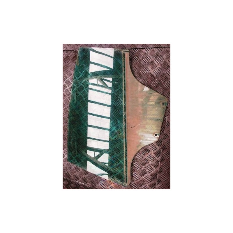 2009 Citroen C5 2.0 HDi VTR+ MK3 BOOTLID RH BULB HOLDER