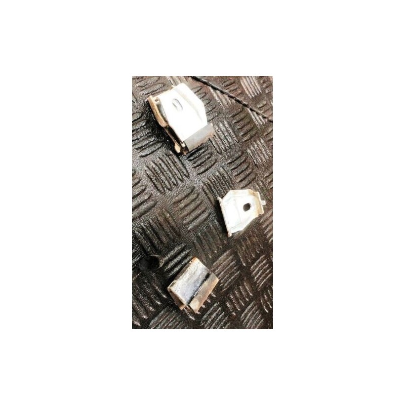 2003 RANGE ROVER VOGUE L322 TD6 HSE RH FRONT DOOR WINDOW BRACKETS