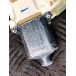 2009 MERCEDES-BENZ C-CLASS W204 C320 RH REAR DOOR WINDOW MOTOR A2048200642 / 013