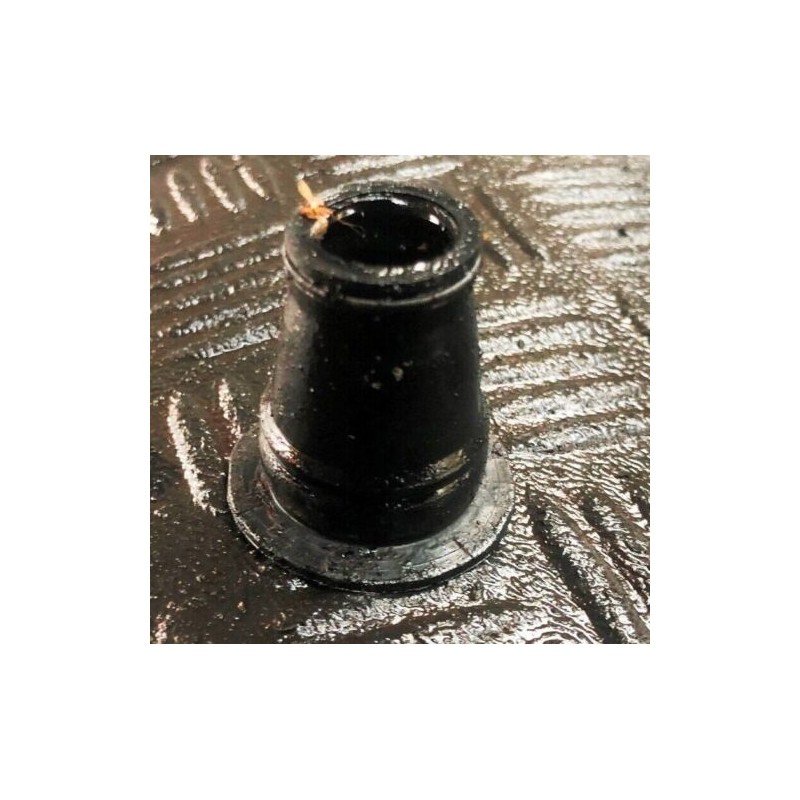 2007 NISSAN PATHFINDER 2.5 DCI R51 ROCKER COVER INJECTOR INLET