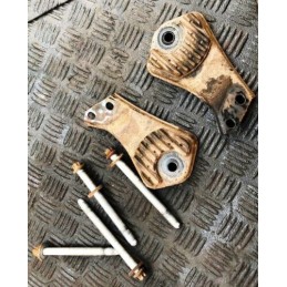 2009 MERCEDES-BENZ C-CLASS W204 C320 SUBFRAME HOLDER PAIR A2043520146 / A204352