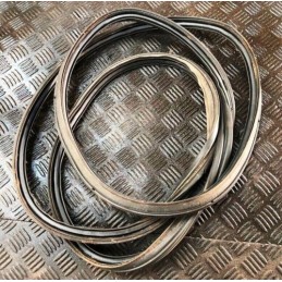 HONDA FRV 2004-2011 MK1 2.2 I-CTDI TAILGATE RUBBER SEAL