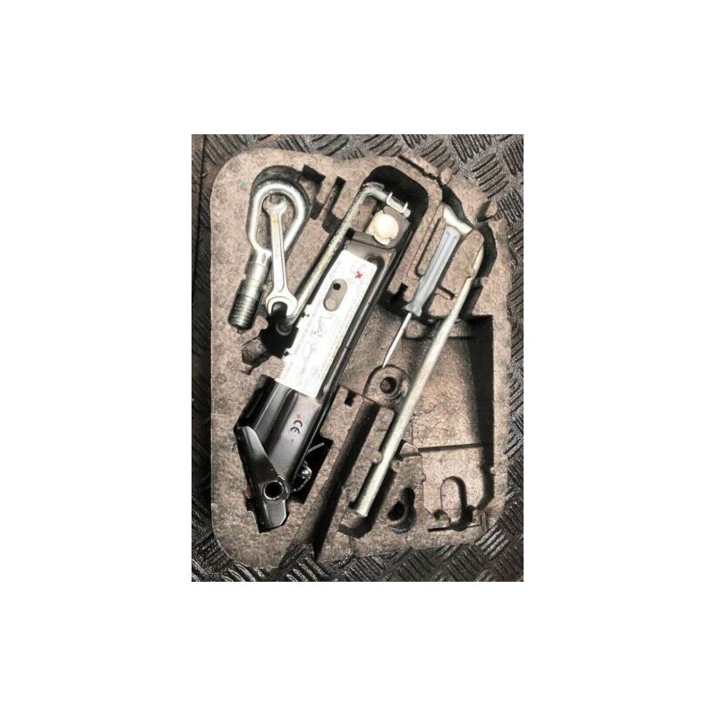 2009 MINI COOPER R56 1.6 petrol TOOL SET SPARE WHEEL