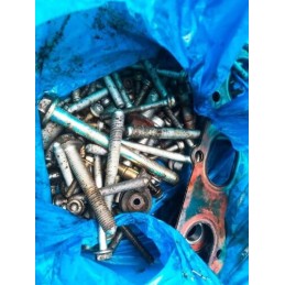 2009 Skoda Fabia MK2 1.2 HTP VARIOUS BOLTS NUTS FROM ENGINE AUXILIARIES