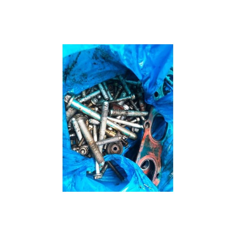 2009 Skoda Fabia MK2 1.2 HTP VARIOUS BOLTS NUTS FROM ENGINE AUXILIARIES