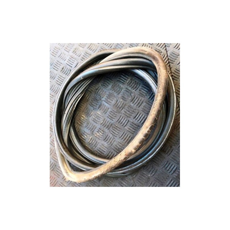 2006 MERCEDES SPRINTER W906 315 CDI MK2 2.1 LH FRONT DOOR RUBBER SEAL