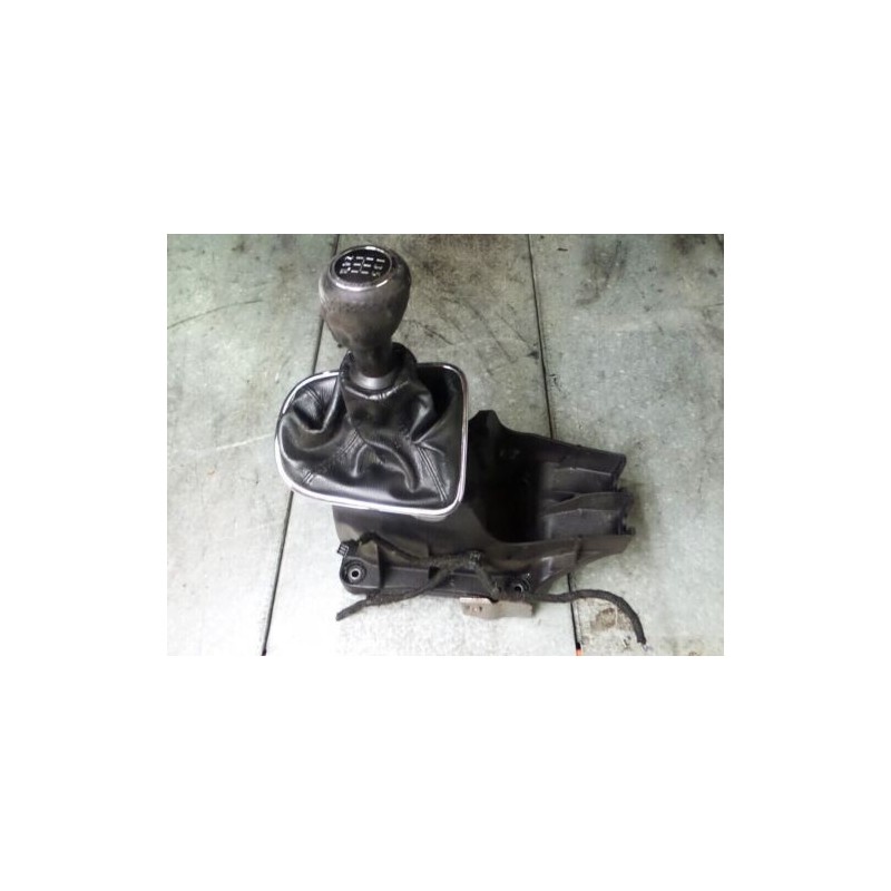 2010 CHEVROLET CRUZE 2.0 D 5 SPEED GEAR SELECTOR