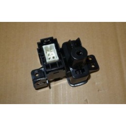 2016 SUBARU LEVORG 1.6 petrol LH REAR PANEL SWITCH