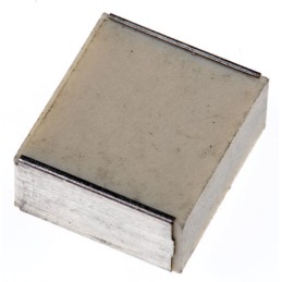 2 pcs - Kemet F161 Polyester Film Capacitor, 630V dc, ±10%, 180nF, Surface Mount