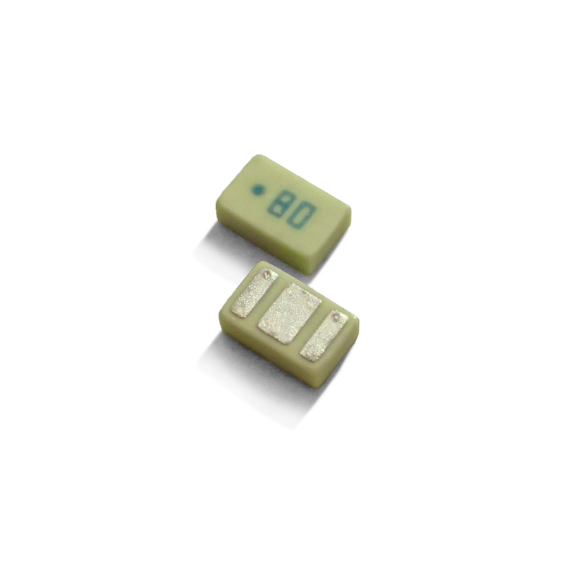 10 pcs : RFBPF20124G7W6T - RF FILTER BAND PASS 4.7GHZ 0805