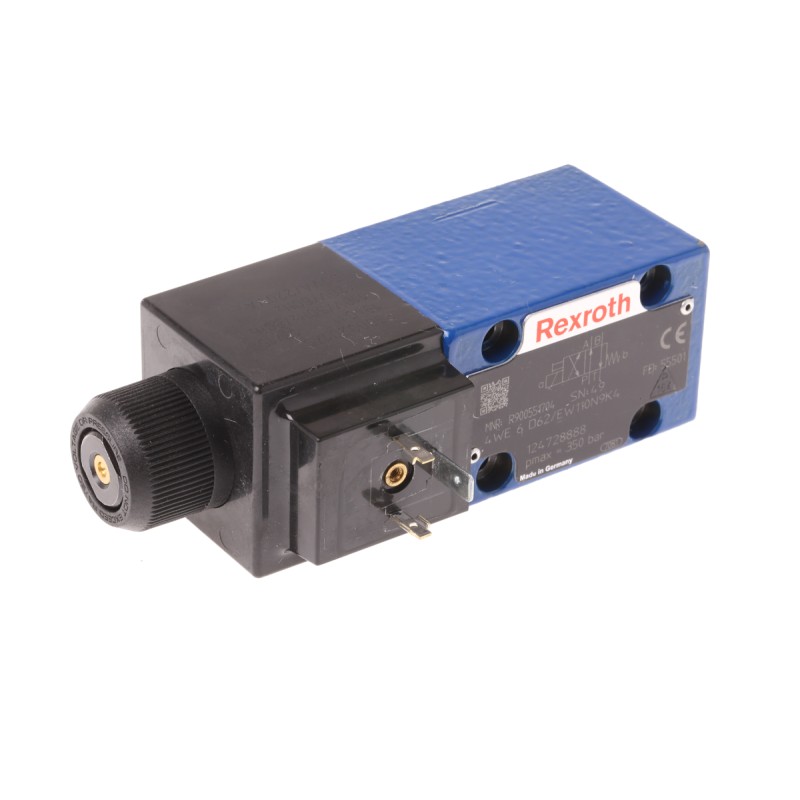 1 pcs - Bosch Rexroth, R900551704 Solenoid Actuated Directional Control Valve, CETOP 3, D, 110V ac